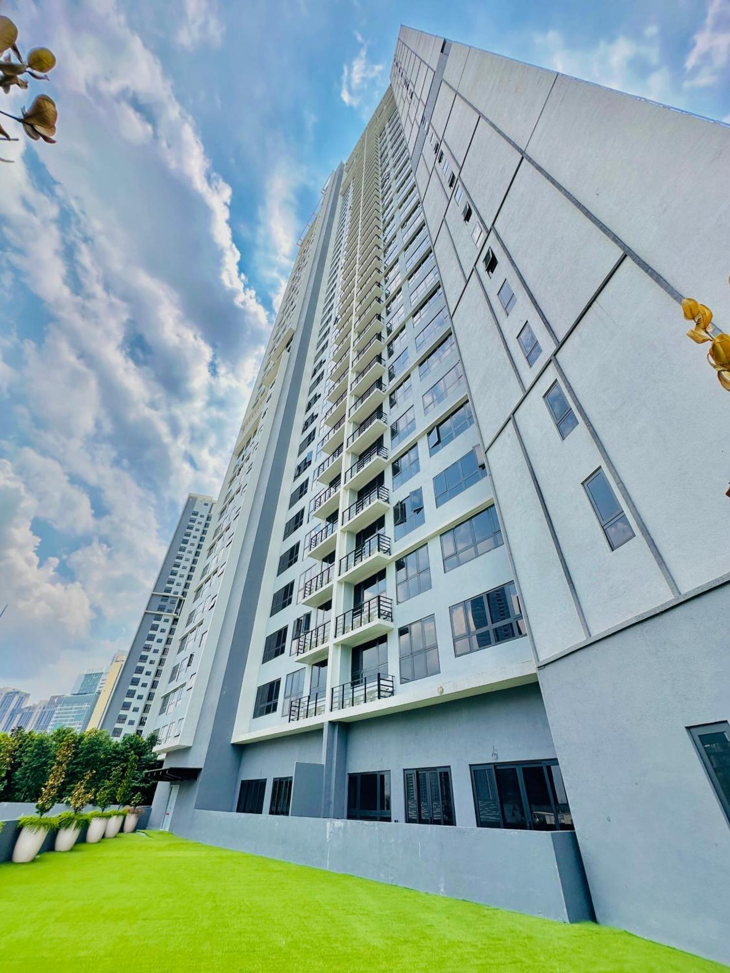 Agile Apartment *