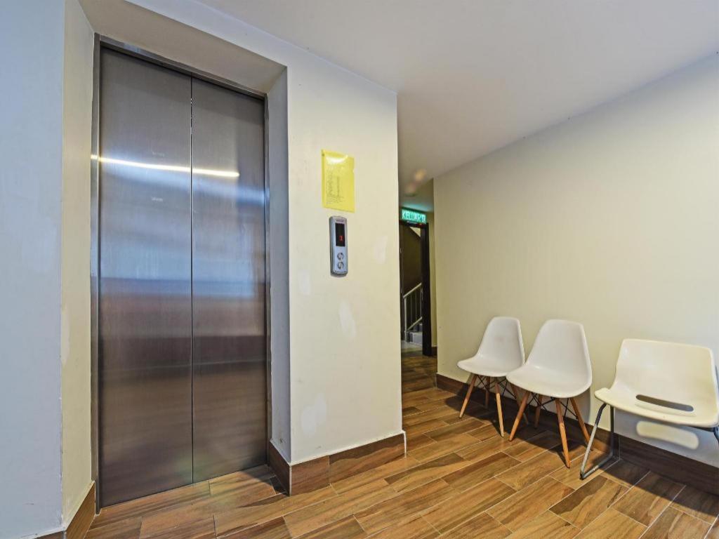 Hotel Capital O 90574 Glo Kuala Lumpur
