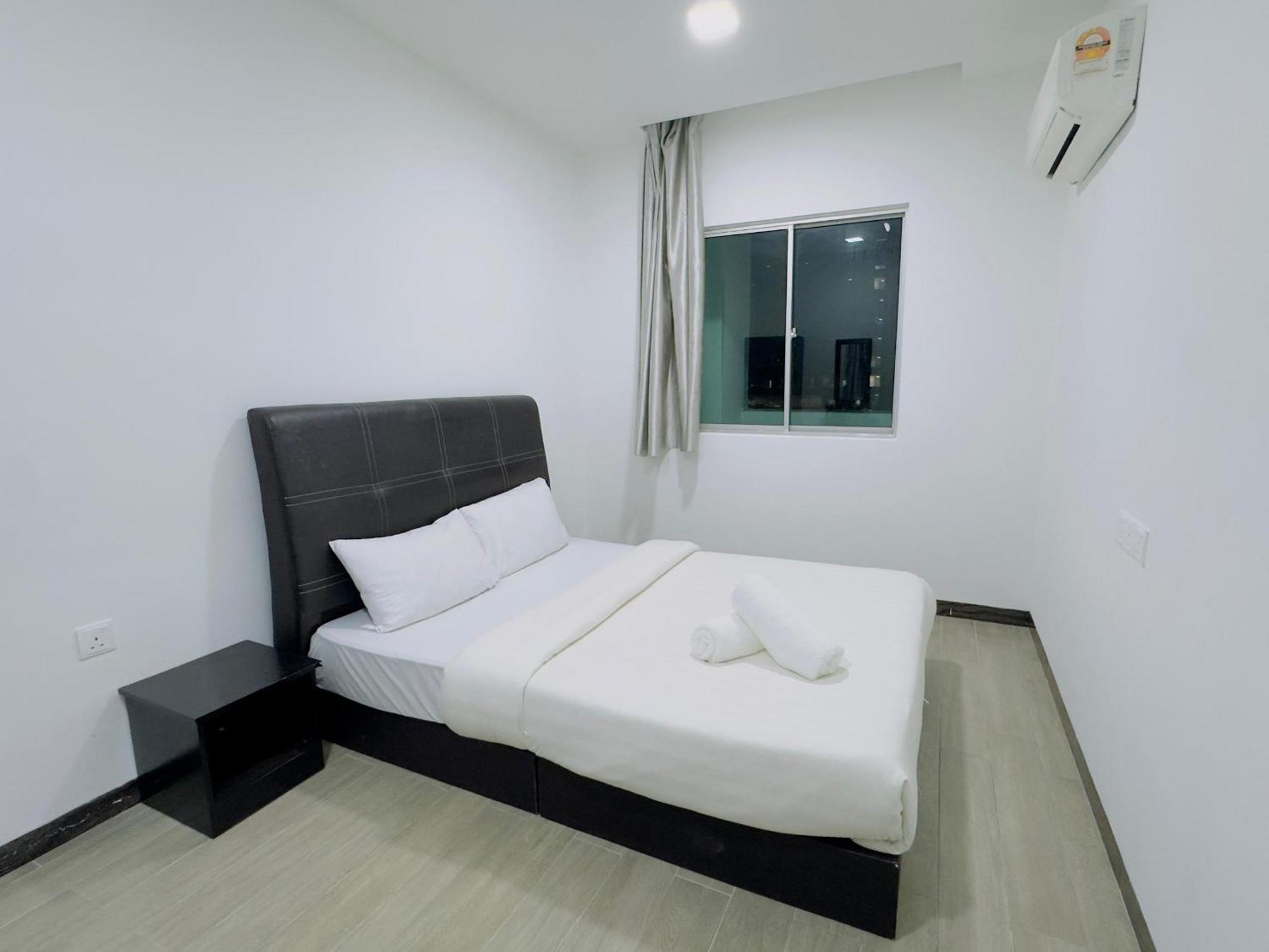 The Tarragon Premier Apartamento