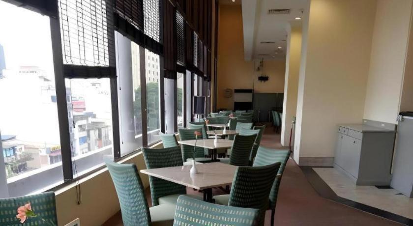 International Hotel 3*