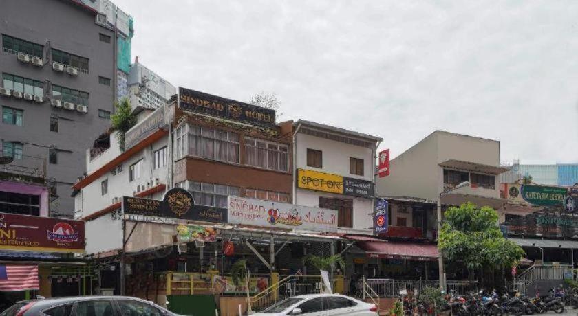 Hotel Oyo 90106 Sindbad 2*