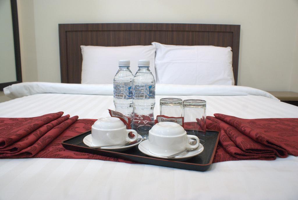 Hotel 128 2*