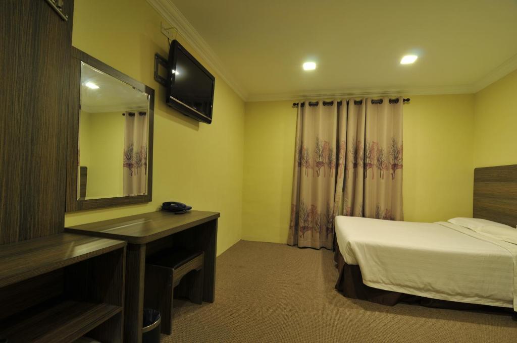 Star Town Hotel