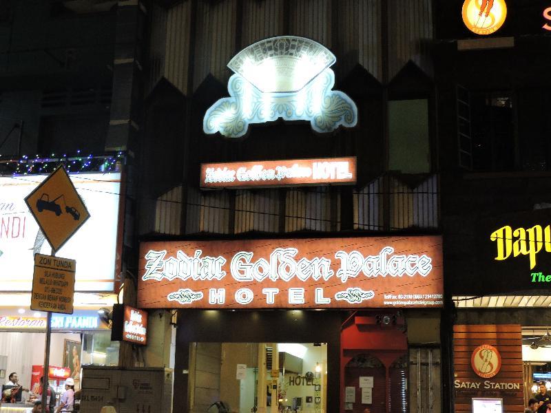 Hotel Oyo 106 Zodiac Golden Palace