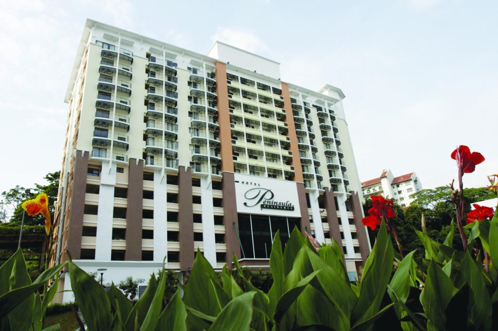 Aparthotel Peninsula 4*