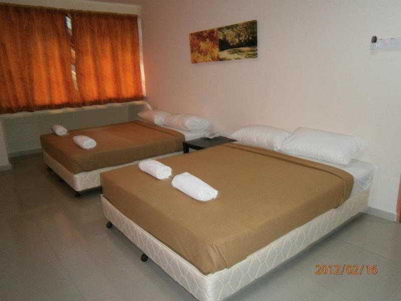 Hotel Mjoy 3*
