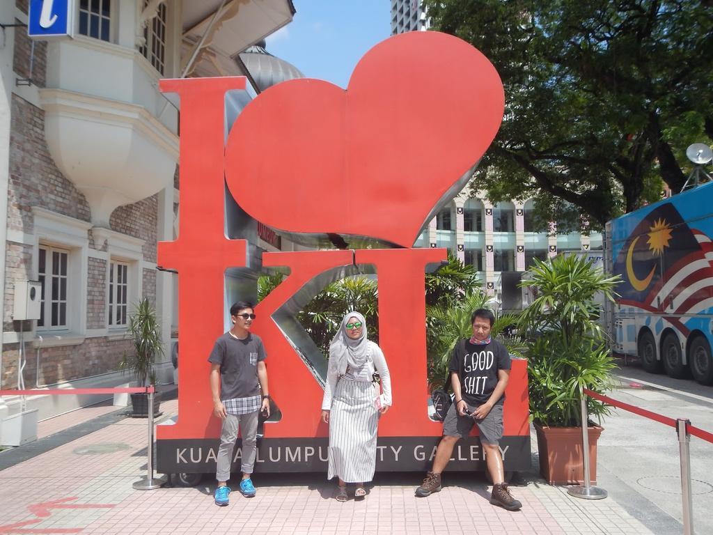 1915 2* Kuala Lumpur