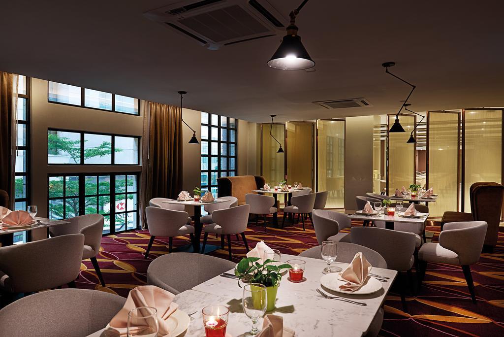 Cosmo Hotel 4*