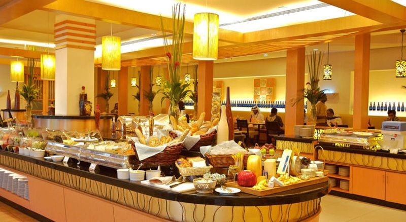 Istana Centre Hotel 5*