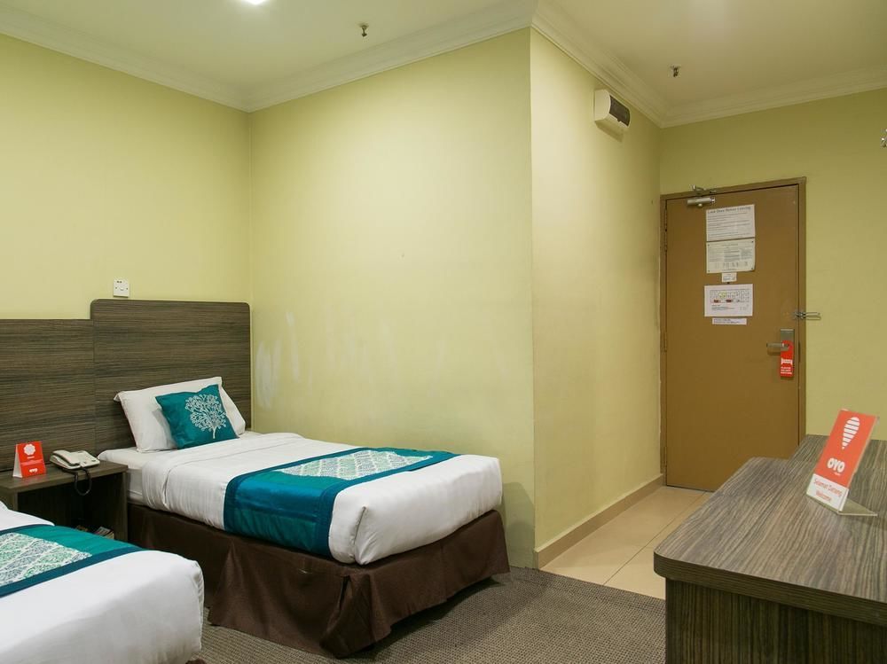 Star Town Hotel 2*