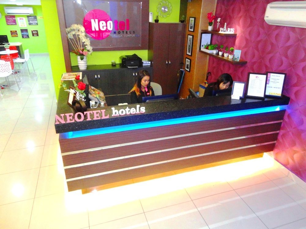 Oyo 182 Simms Grand Hotel 2*