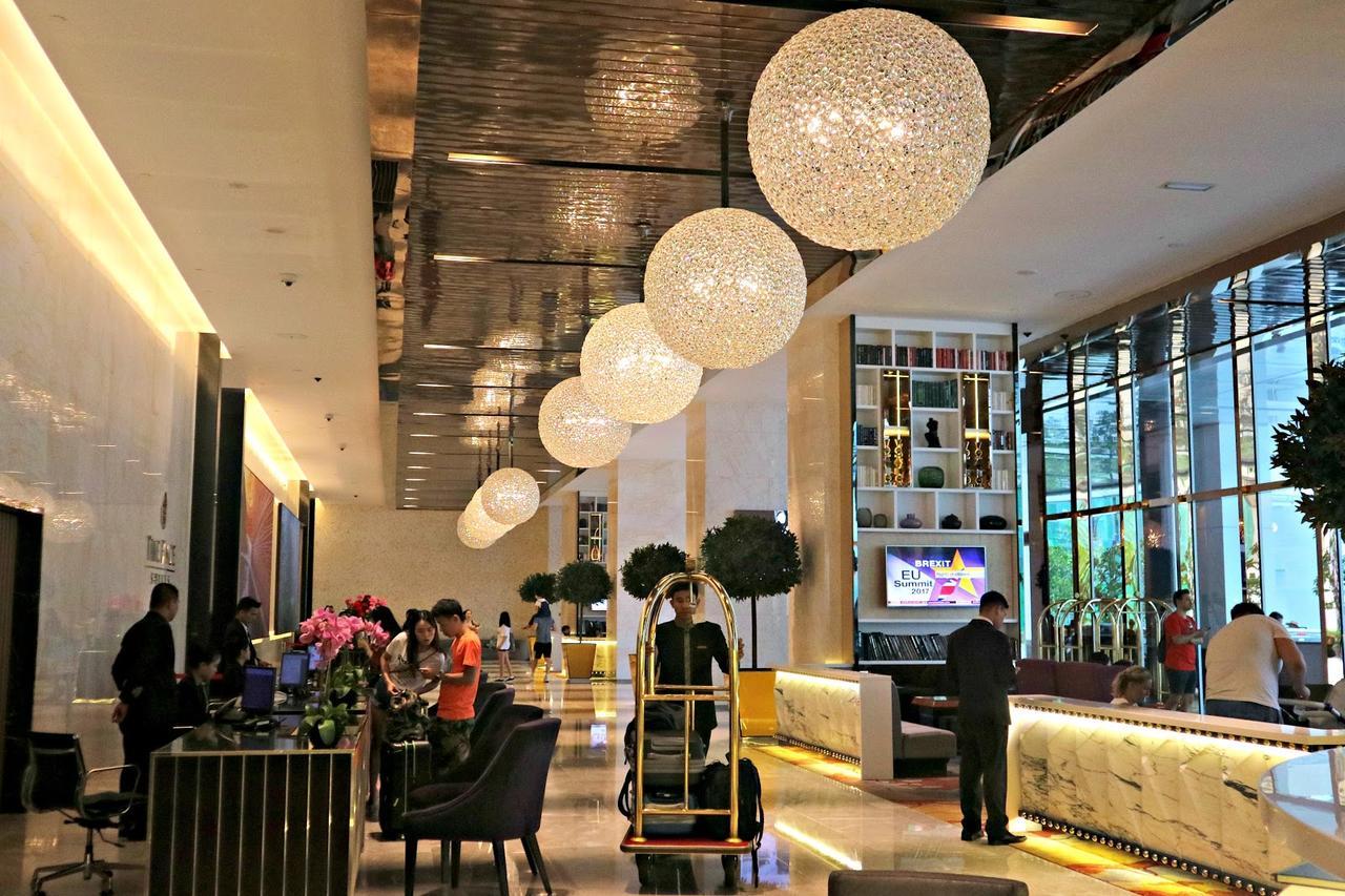 Apartment De Platinum *