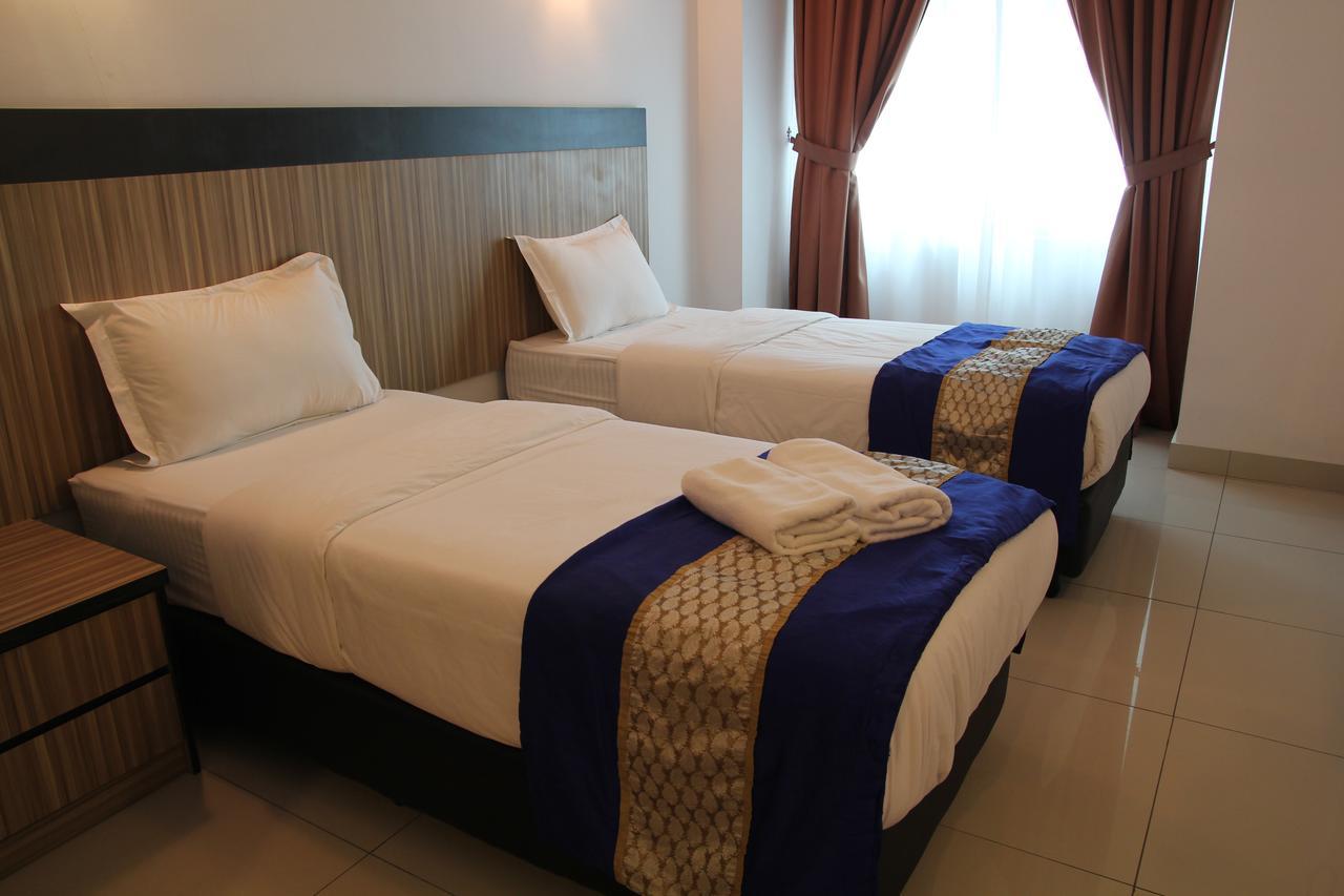 Aster Bukit Jalil Hotel 3*