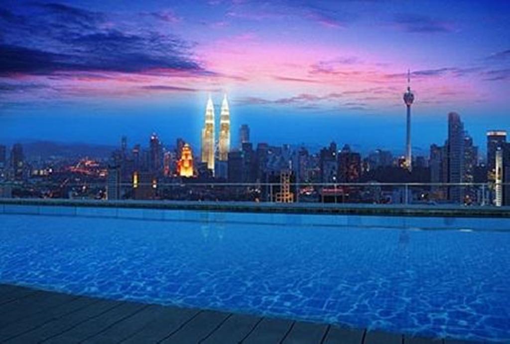 Amazing Homestay At Regalia Kuala Lumpur