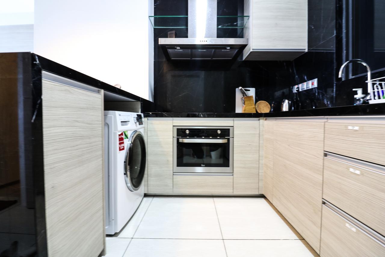 Apartment Victoria M City