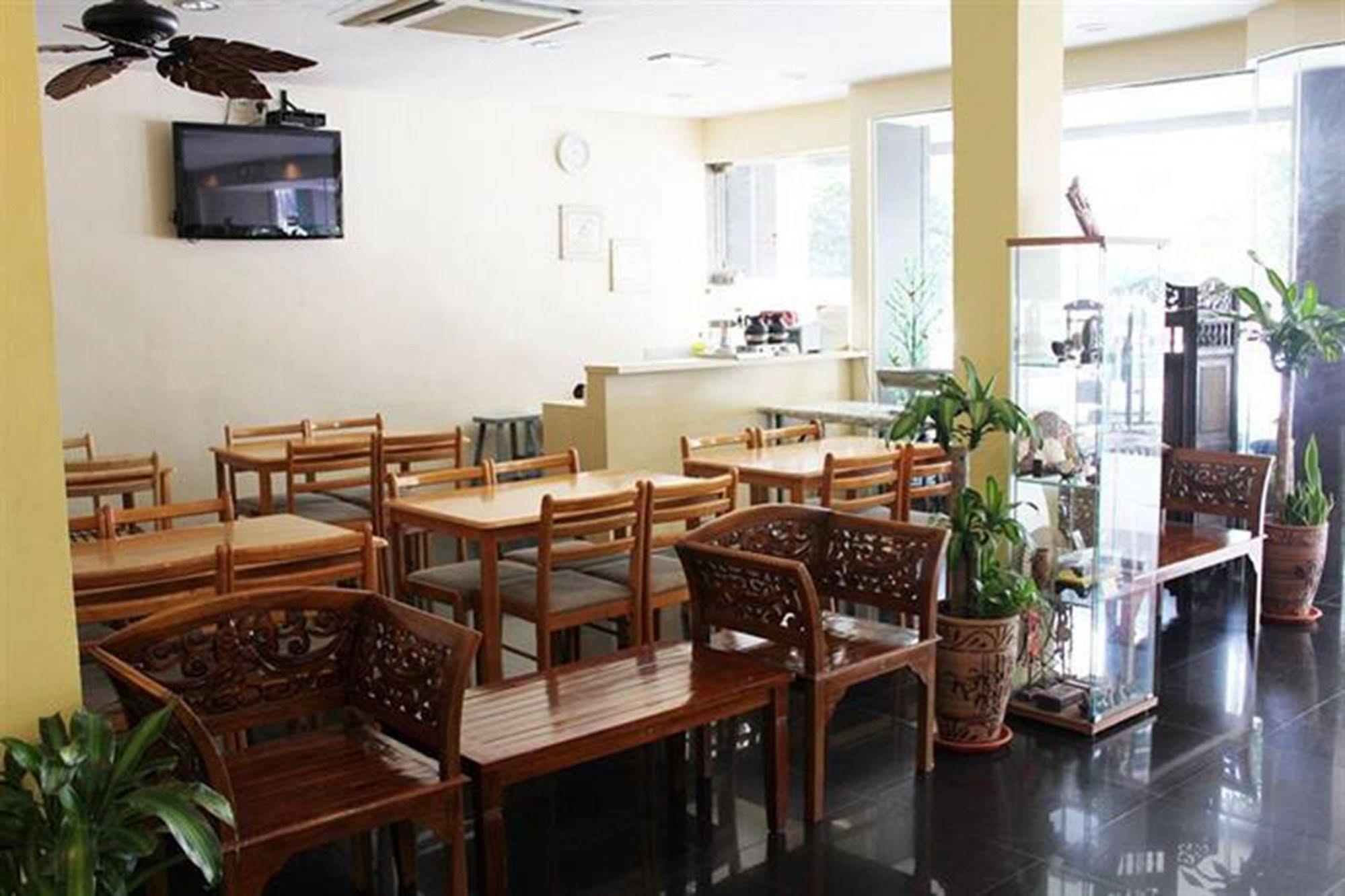 Sempurna Hotel *