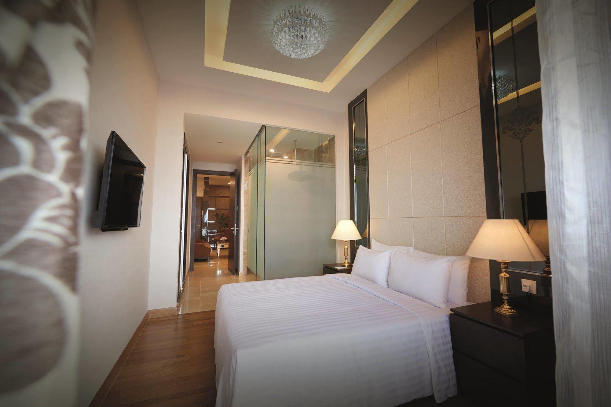 Dorsett Hotel