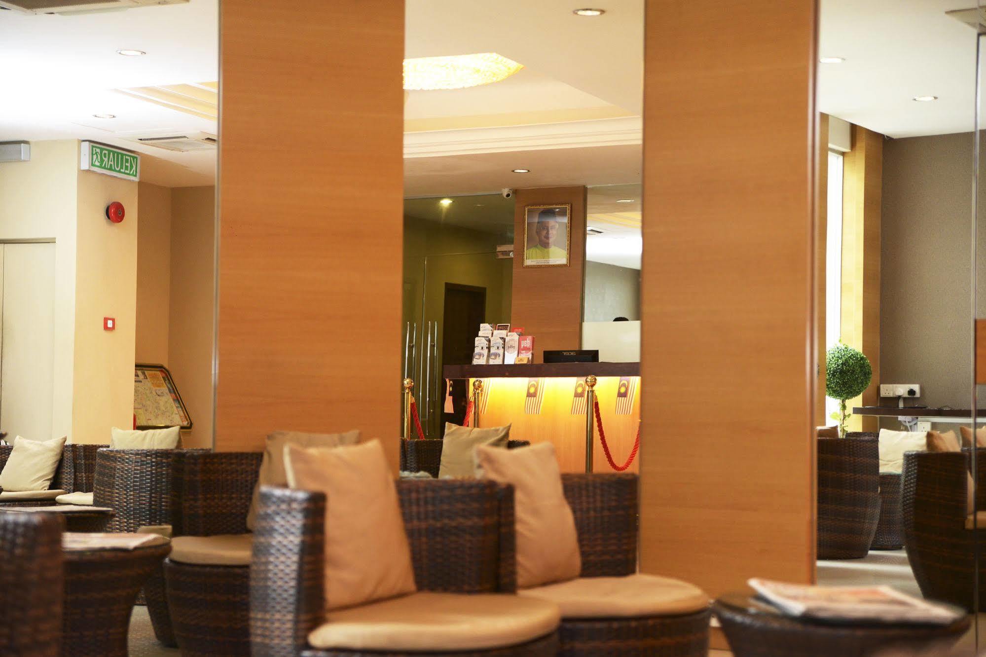 The Marque Hotel 3*