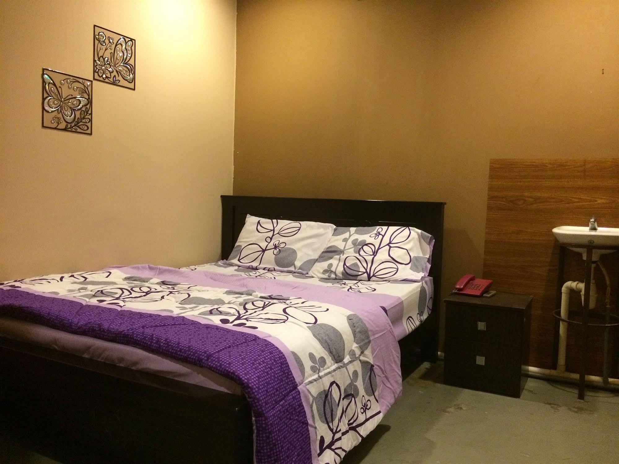 Funky Crib 2*