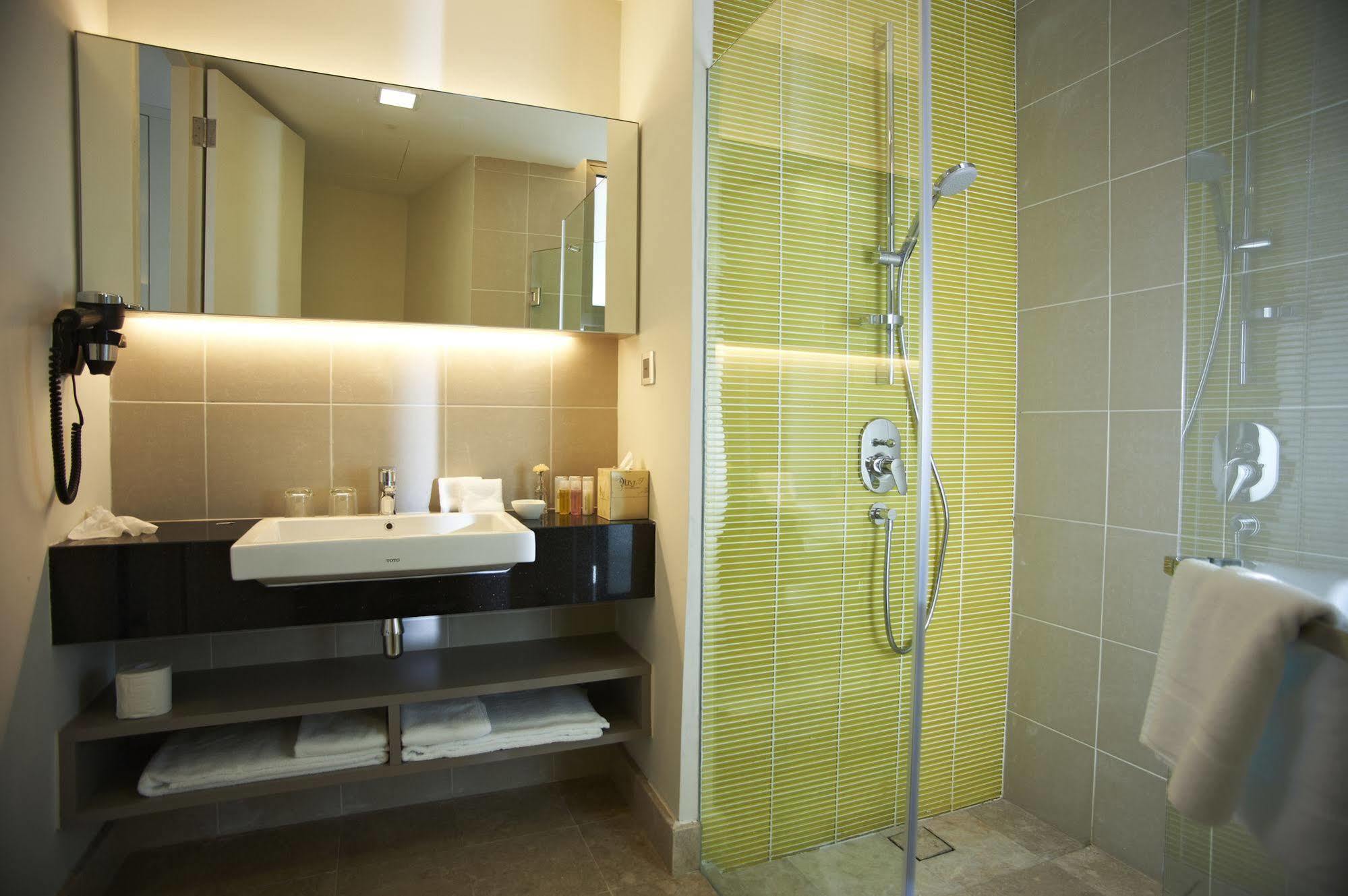 Hotel The Signature & Serviced Kuala Lumpur
