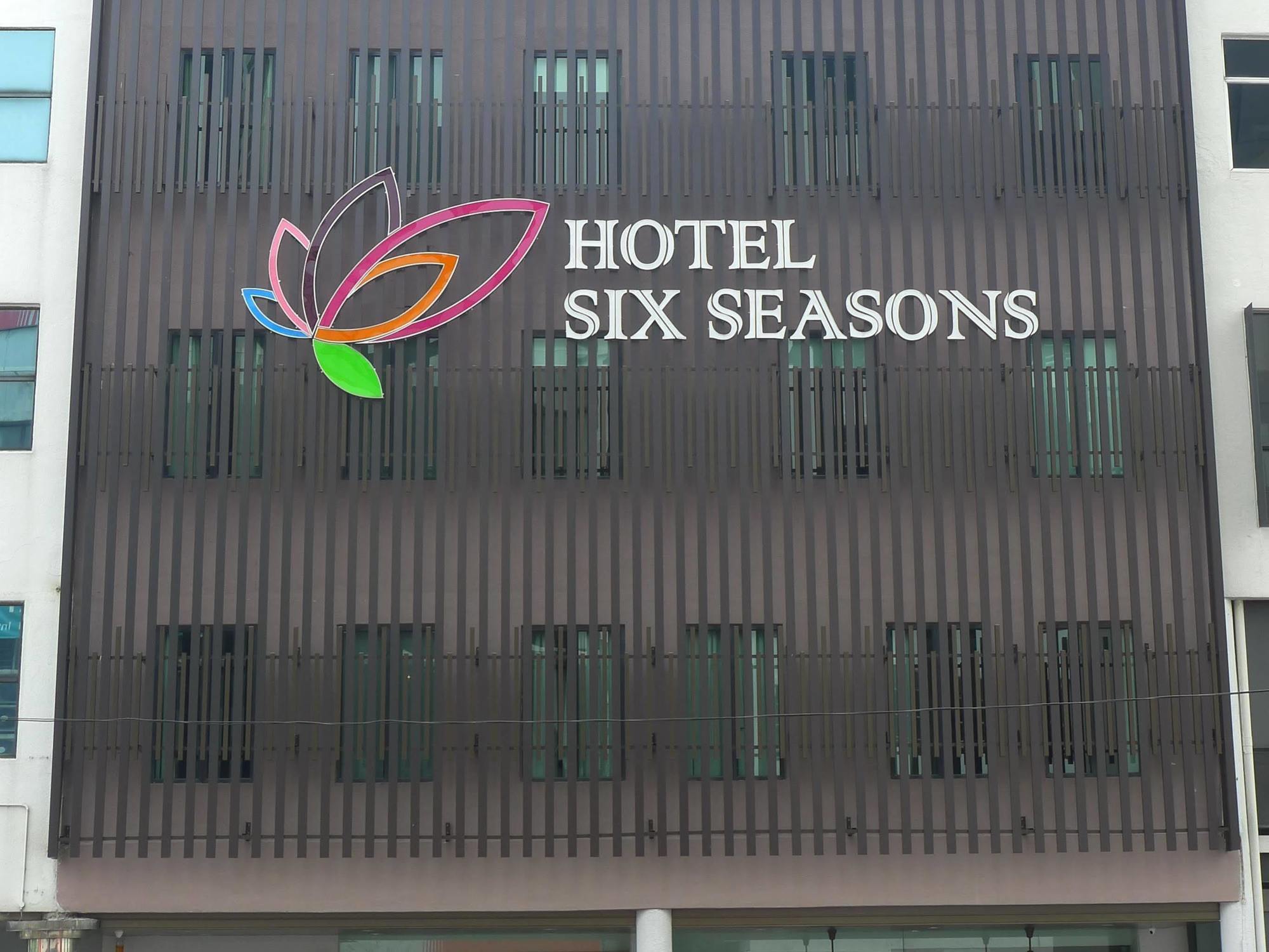 Six Seasons @ Mid Valley 3*