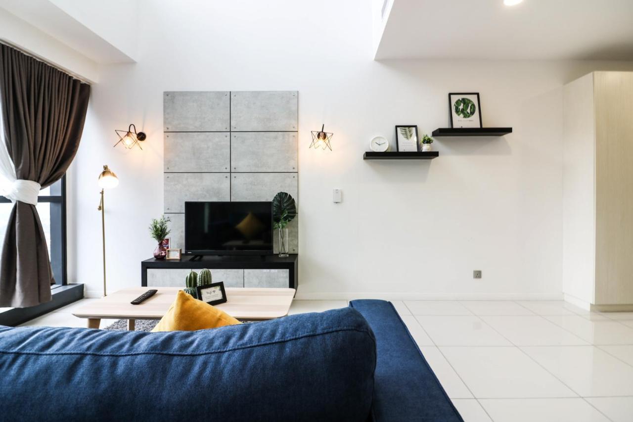 Apartment Victoria M City