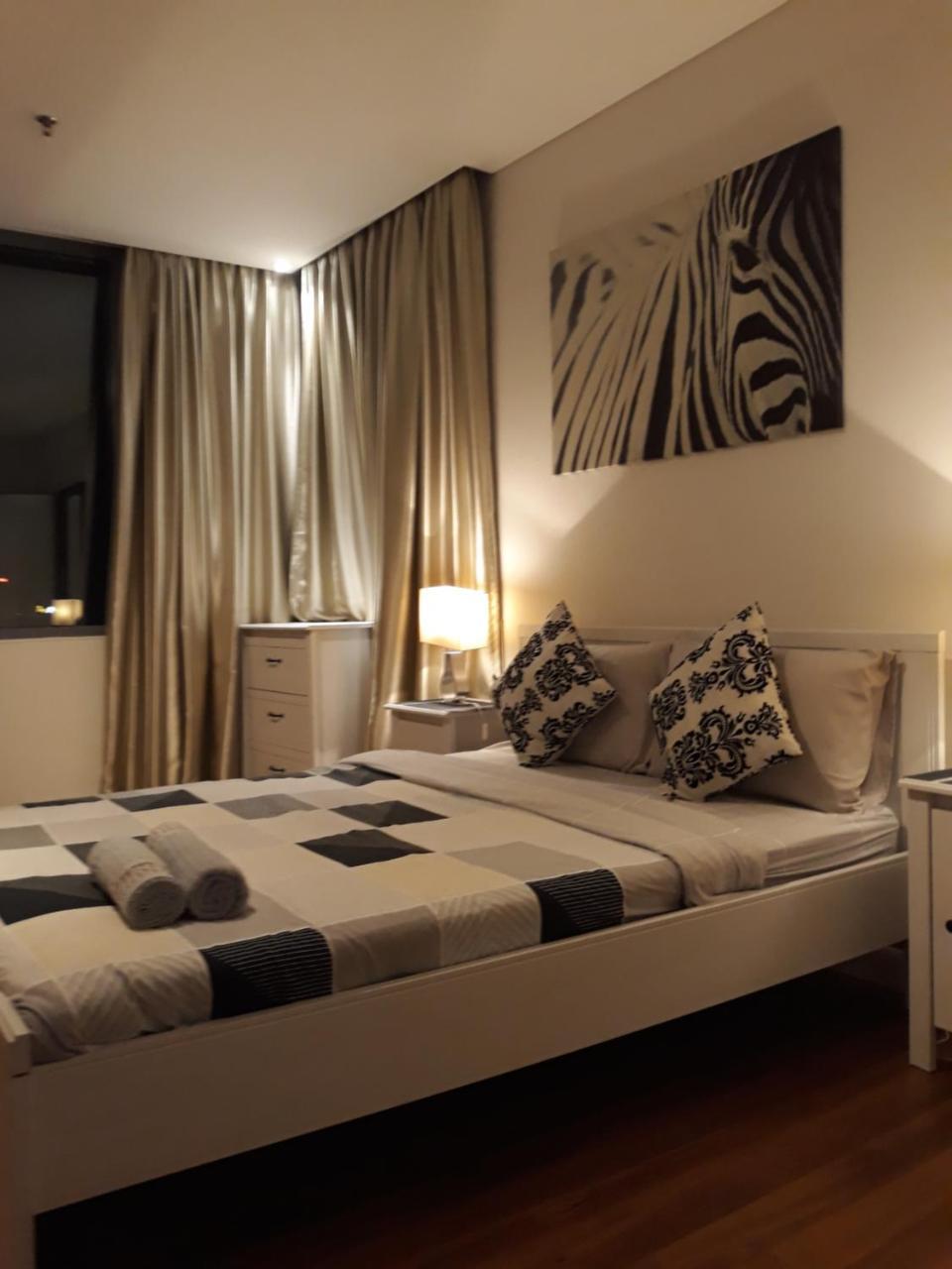 Sapphire House Apartment *