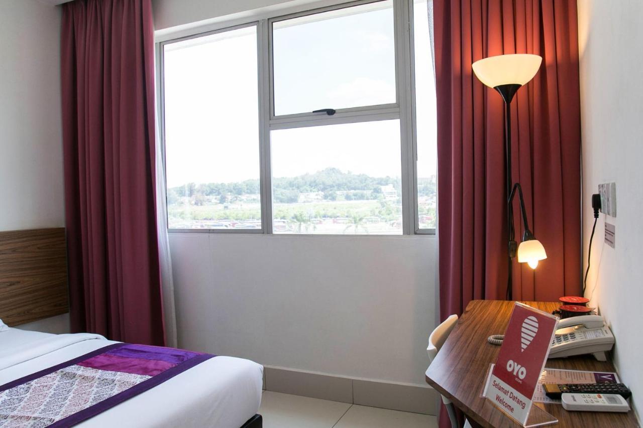 Oyo 180 V Hotel Kuala Lumpur