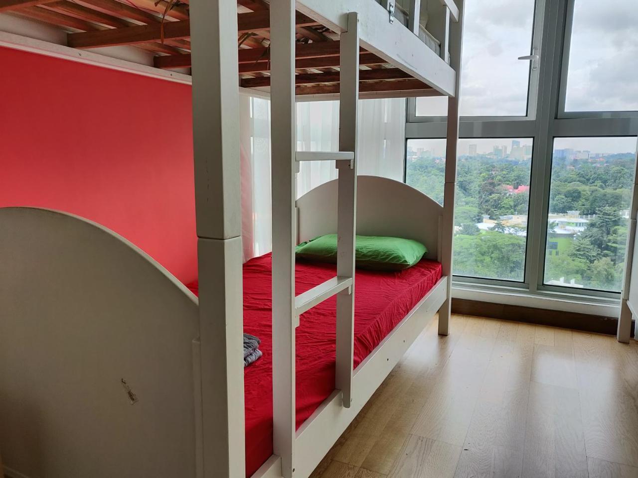 Hostel Skybed Over The Sky @regalia & Residences Kl Kuala Lumpur
