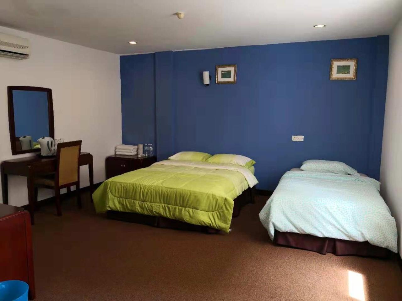 Hotel 1312