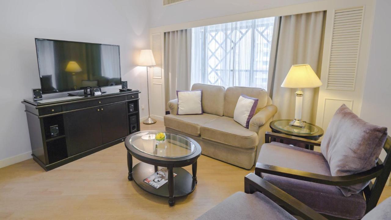 Ambassador Row By Lanson Place Aparthotel