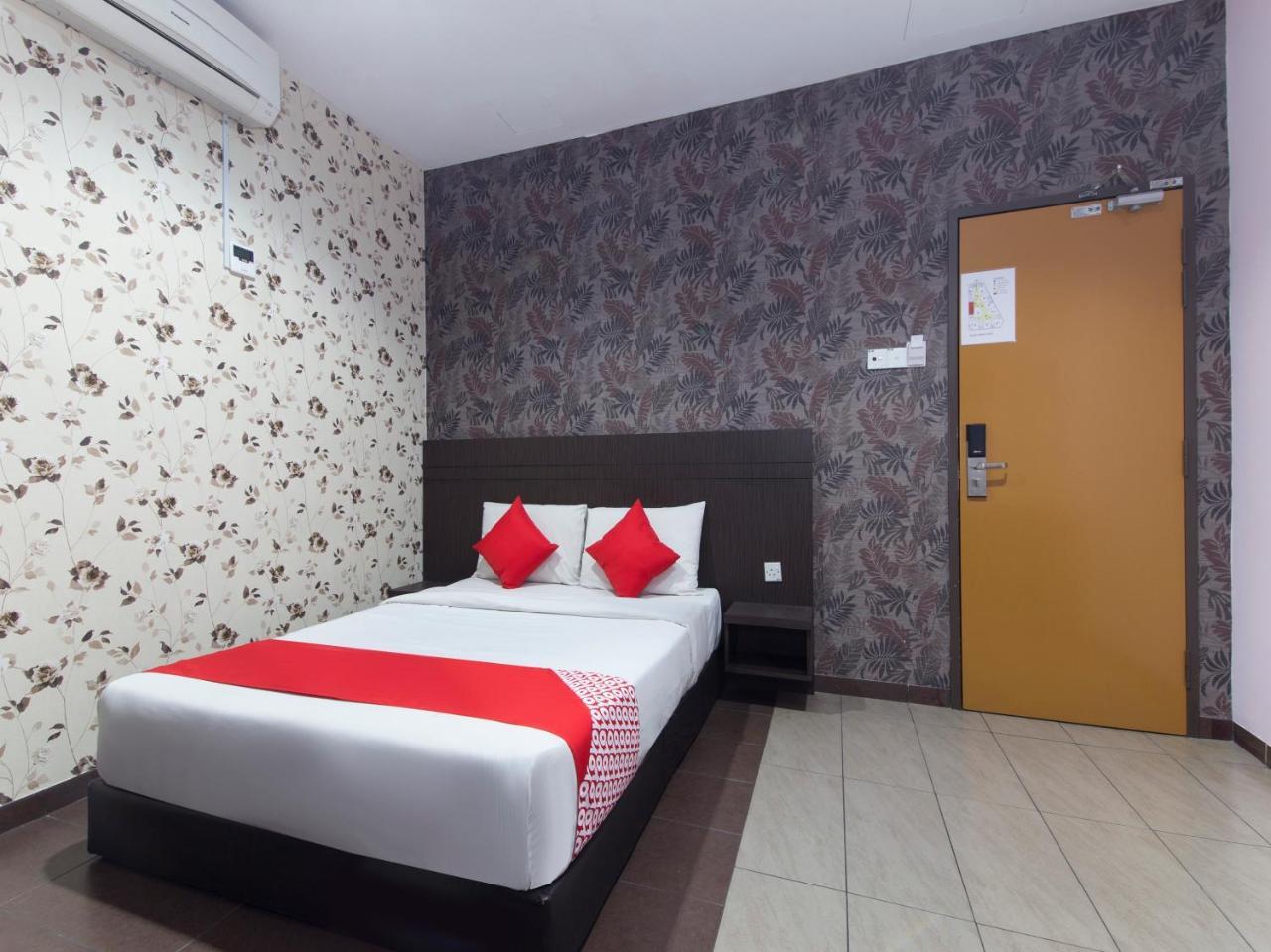 Oyo 600 Est Hotel
