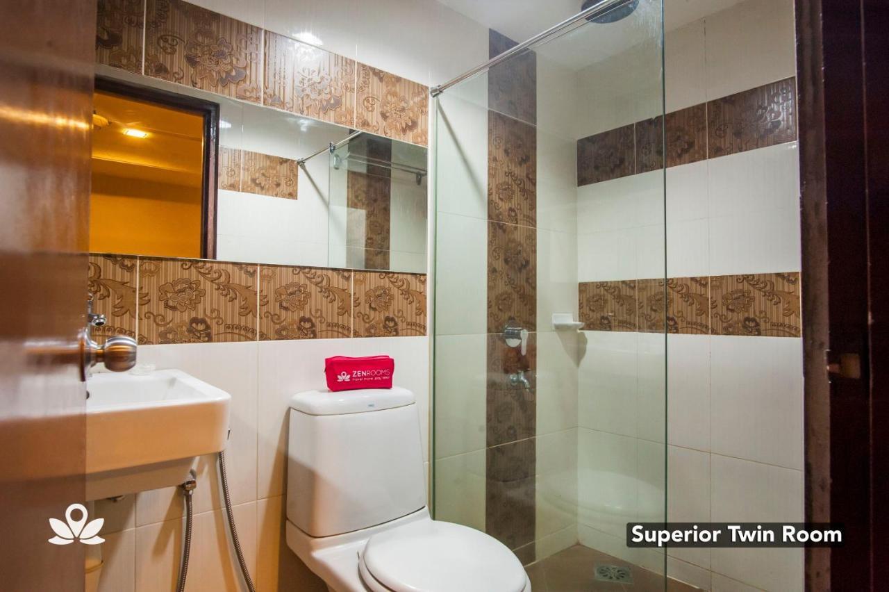 Super Oyo Capital O 90125 Grand Orchard Hotel