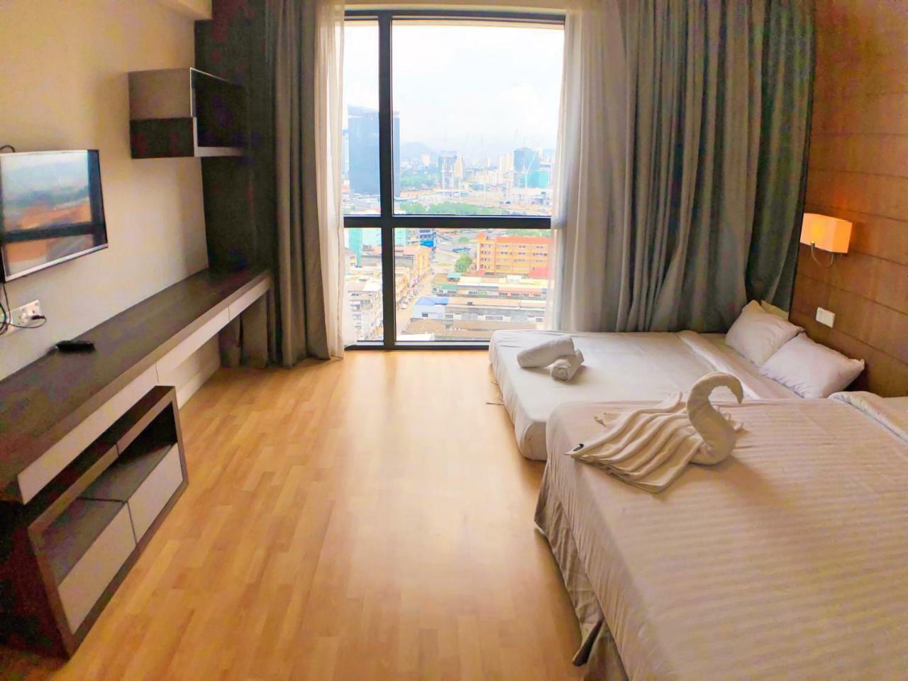 Greystone Haus D Majestic Place Apartment *