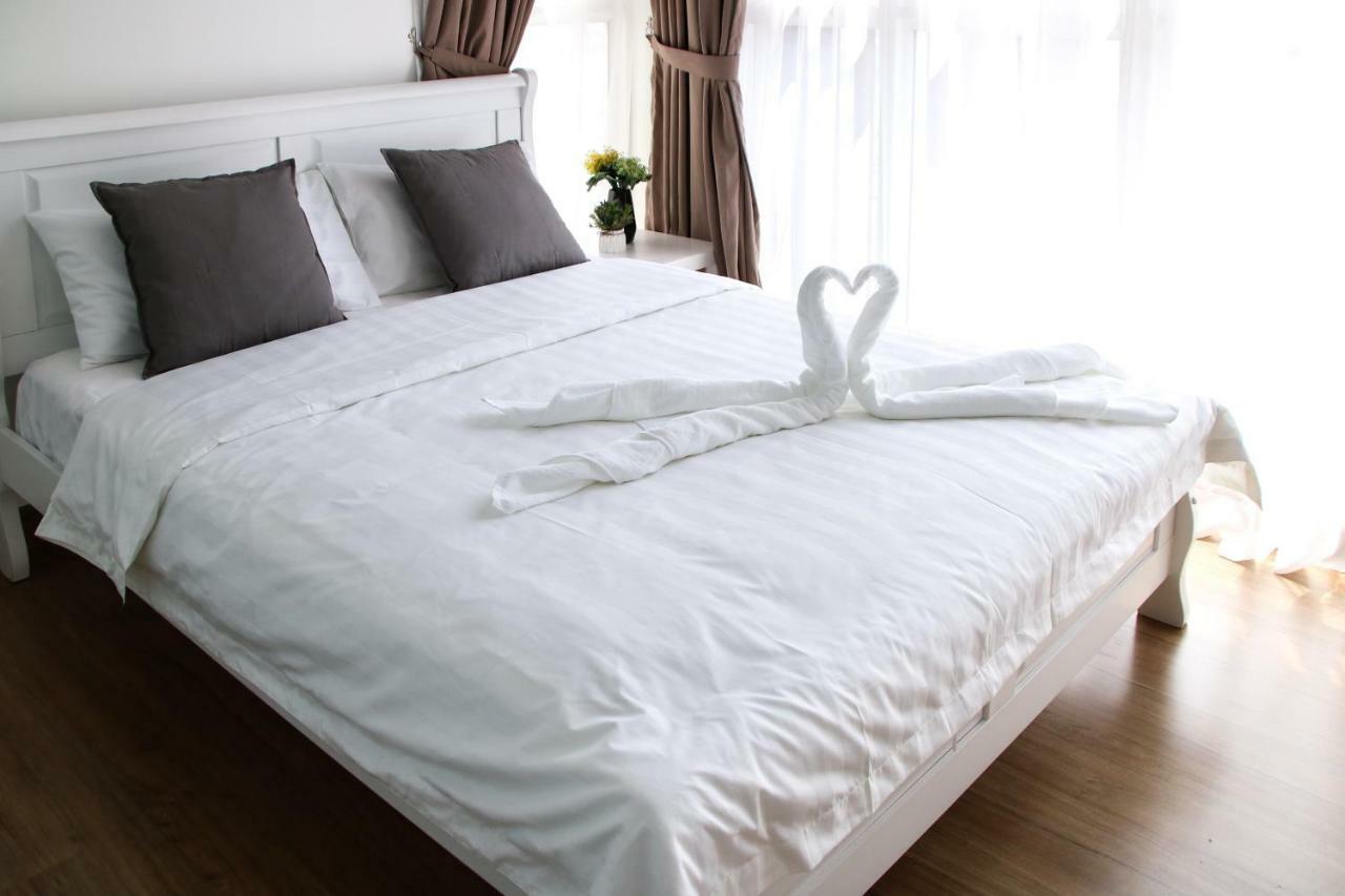 Victoria Sentrio Suites *