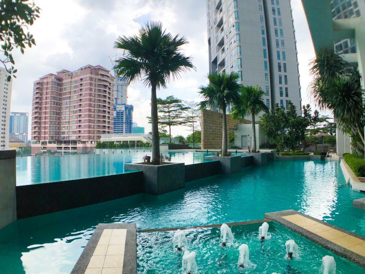 Greystone Haus @ Swiss Garden Residences Apartment