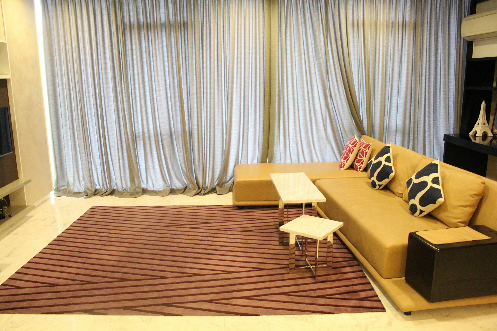 Apartment Royal At Platinum *