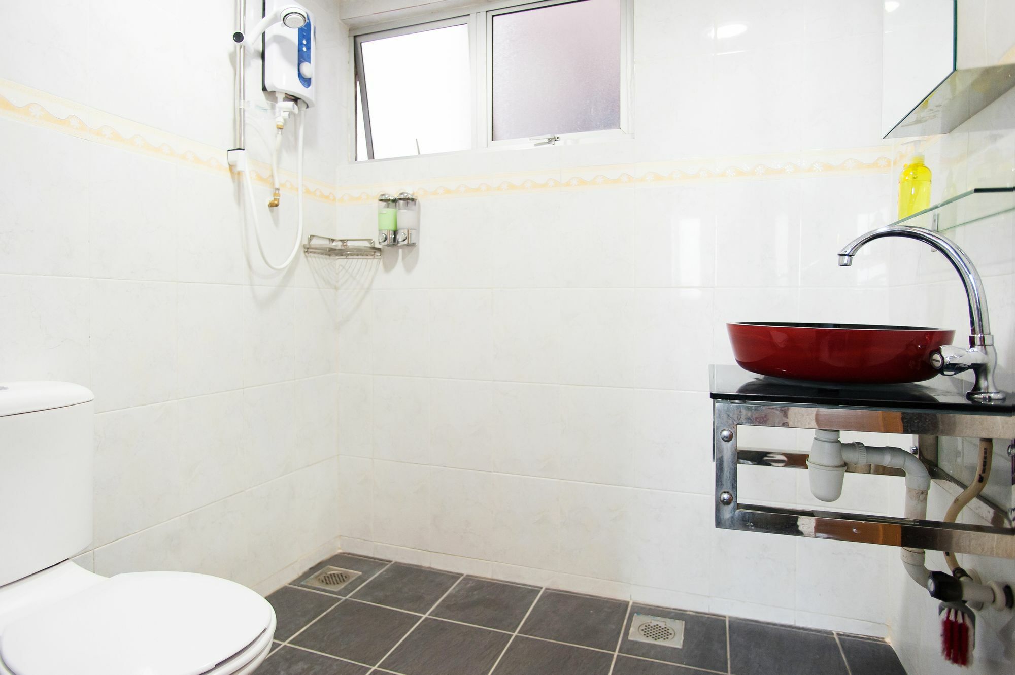 Pwtc Bistari Service Apartment
