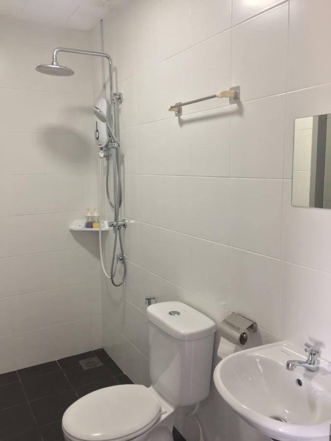 Vim 3 At Bdr Menjalara Near Eateries & Mall, Free Parking Apartment