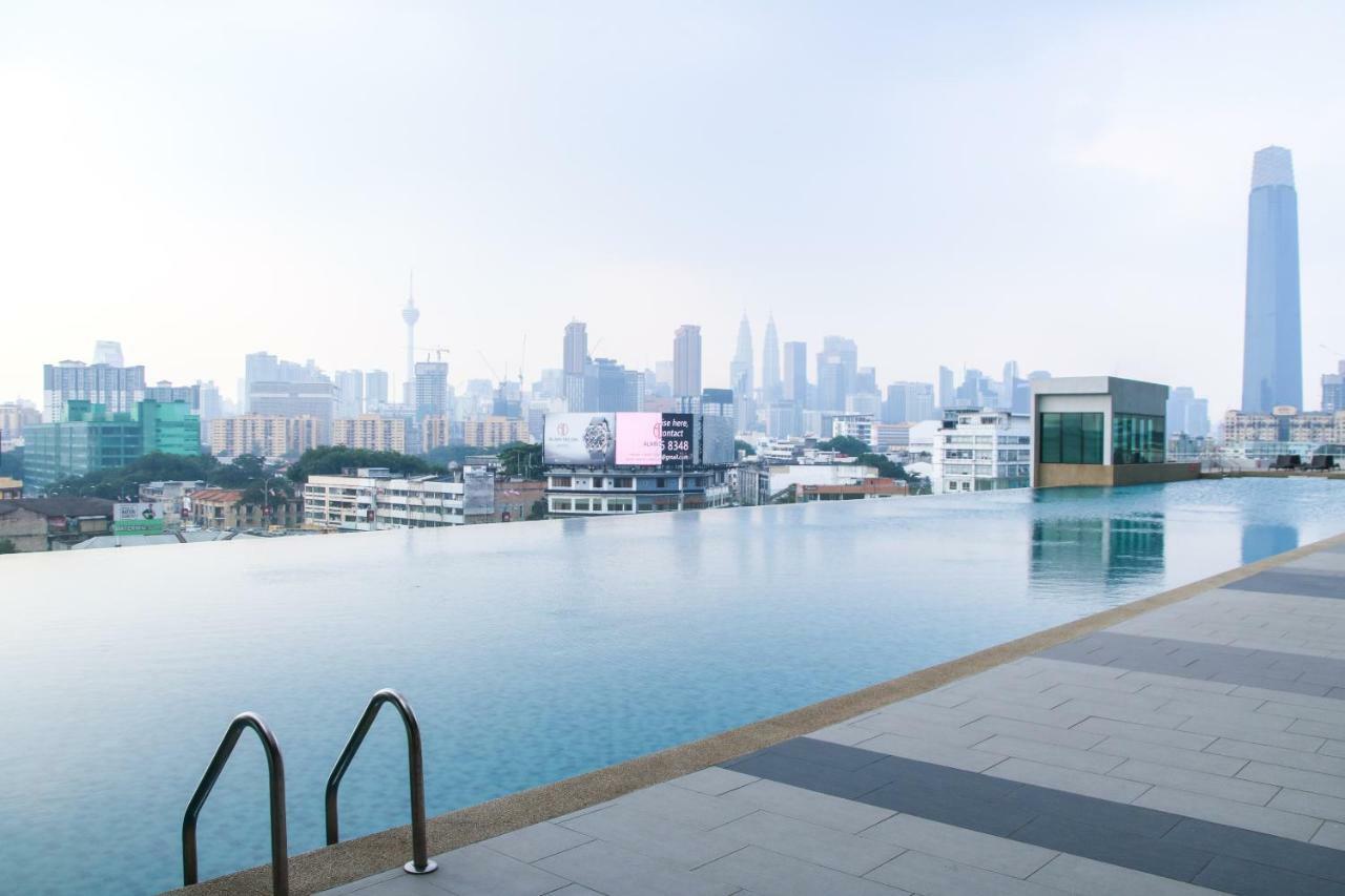 Victoria One Residences *