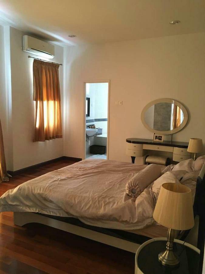 Apartment Oneiro Seri Bukit Ceylon Klcc Kuala Lumpur