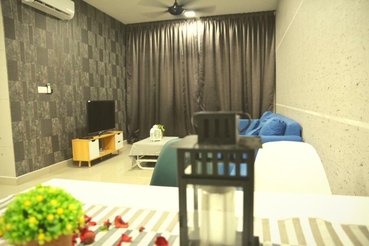 Bandar Tun Razak The Holmes 3 福尔摩公寓 3房2厕 Apartment *