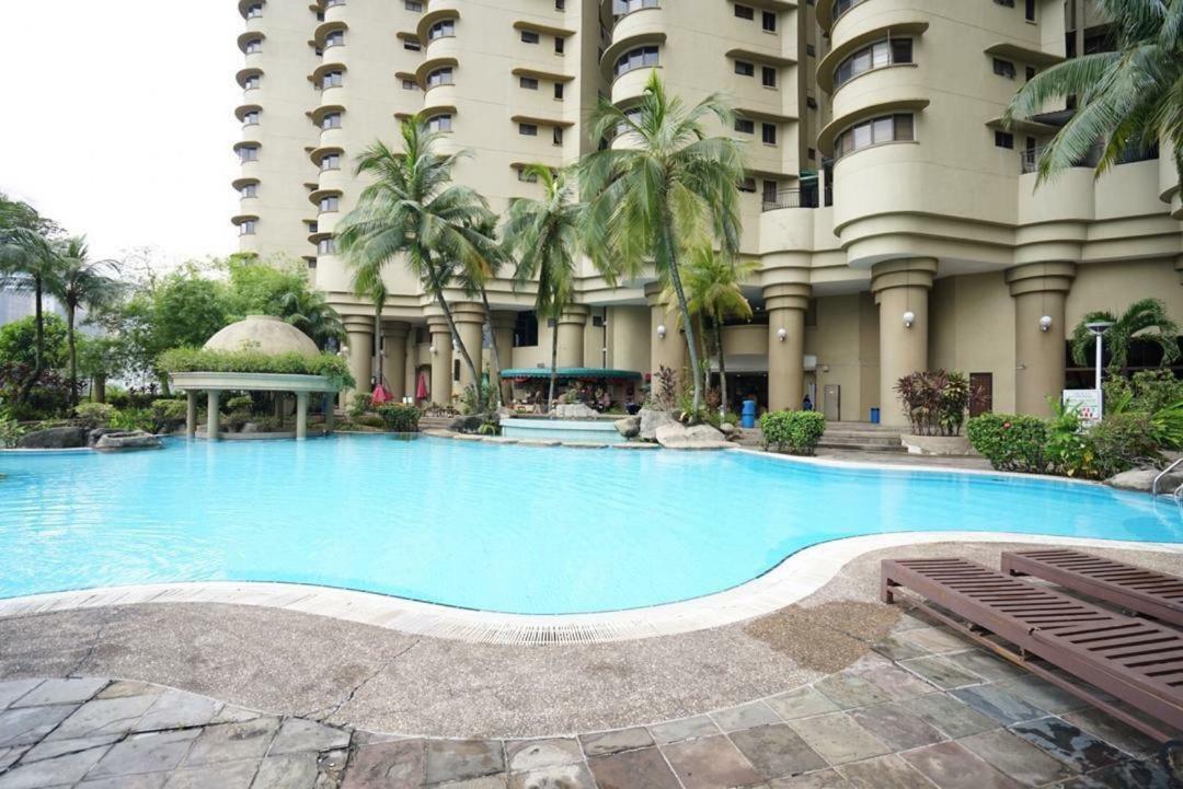 Apartment 3Br Villa Puteri Near Sunway Putra, Pwtc + Parking