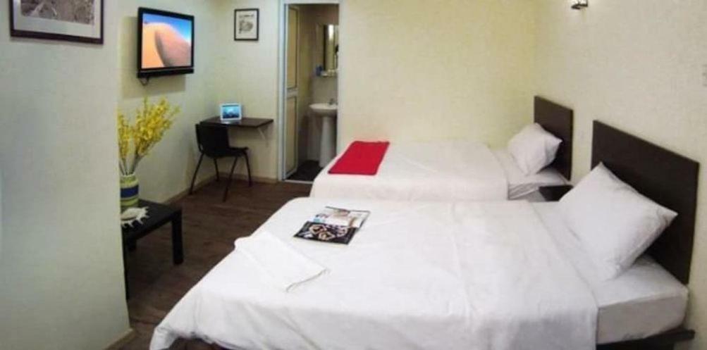 Hotel Rujia *