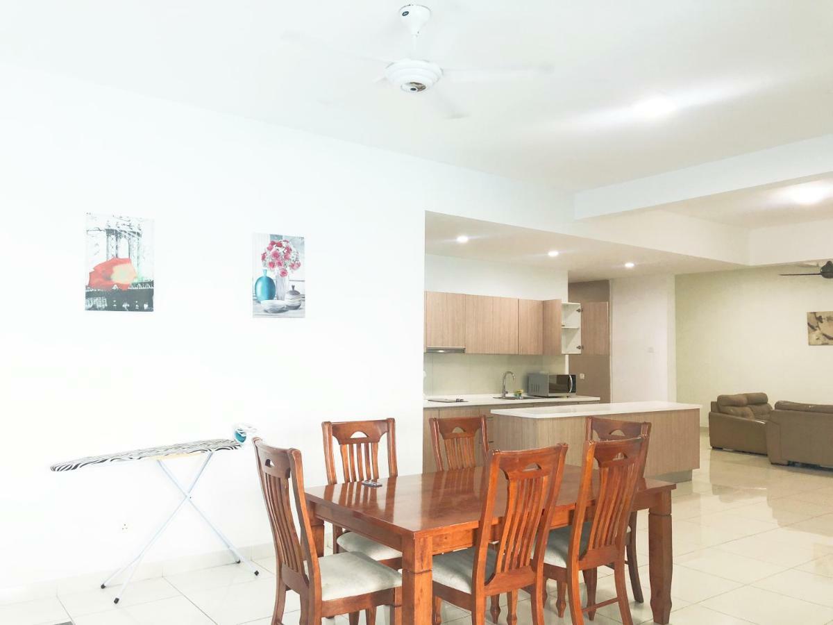 Apartment Royal Regent Condominum By Ihost *
