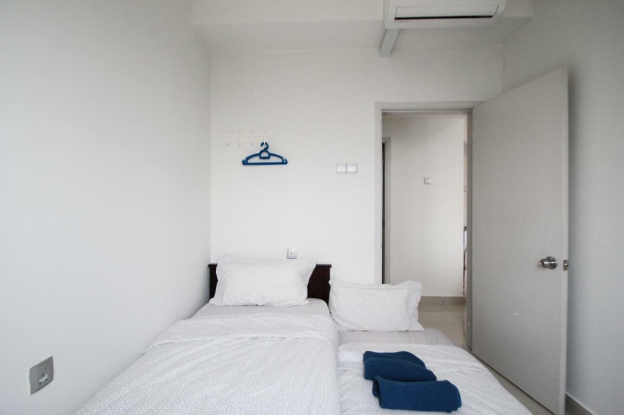 8 Old Klang Road Apartment