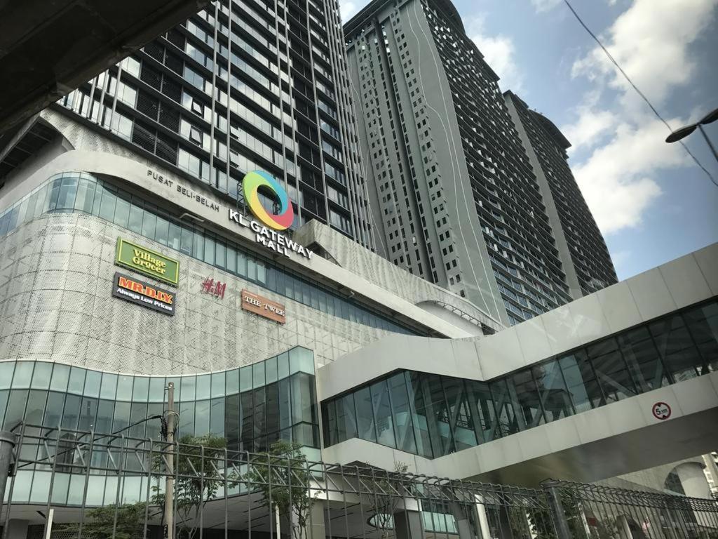 Apartment 8 Old Klang Road