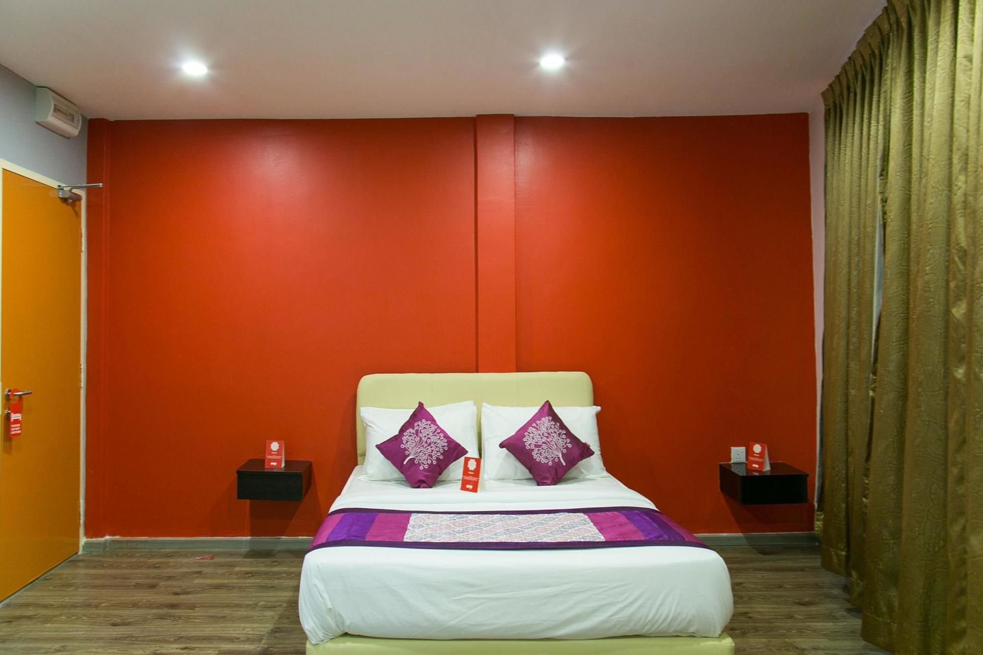 Oyo 296 Kk Jalan Pahang Hotel 3*