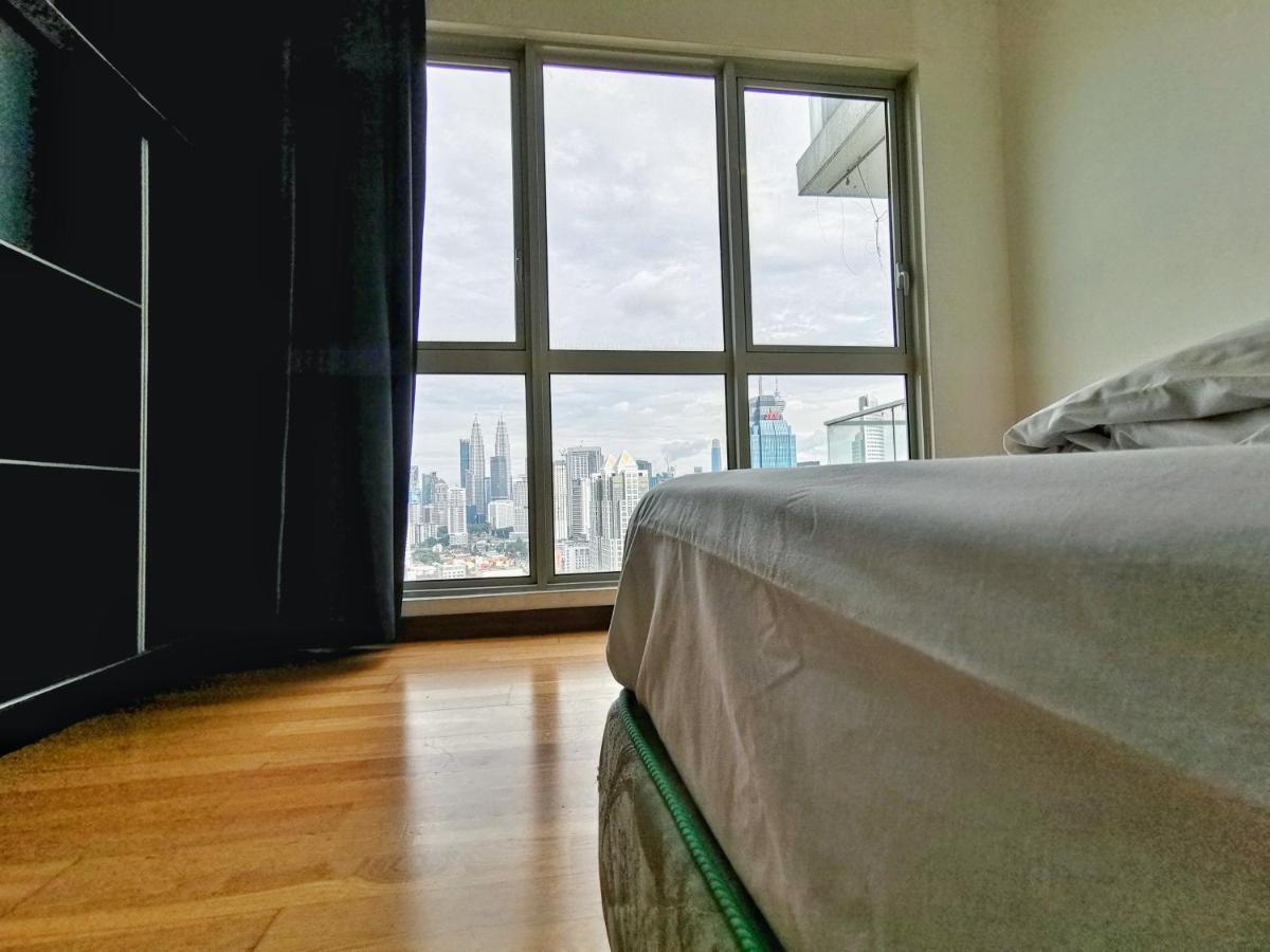 Hostel Sky Society Free Communal Dinner & Drink Activity Starts 7pm Everyday Kuala Lumpur