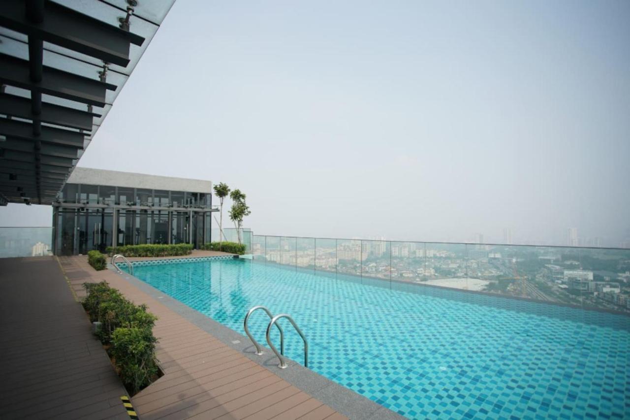 Eko Cheras Residences By Cobnb Apartment